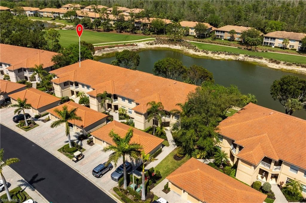 3989 Bishopwood Ct E 201, Naples, FL 34114-39