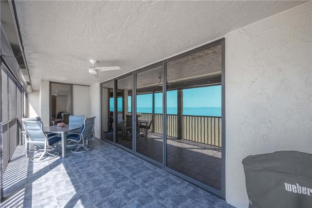 9653 Gulf Shore Dr 702, Naples, FL 34108-7