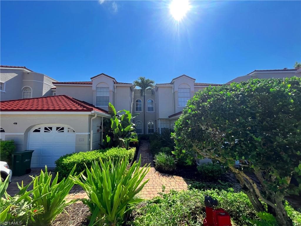 1510 Clermont Dr 103, Naples, FL 34109-3
