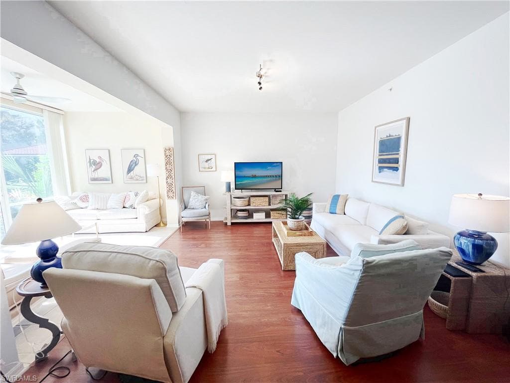 1510 Clermont Dr 103, Naples, FL 34109-8