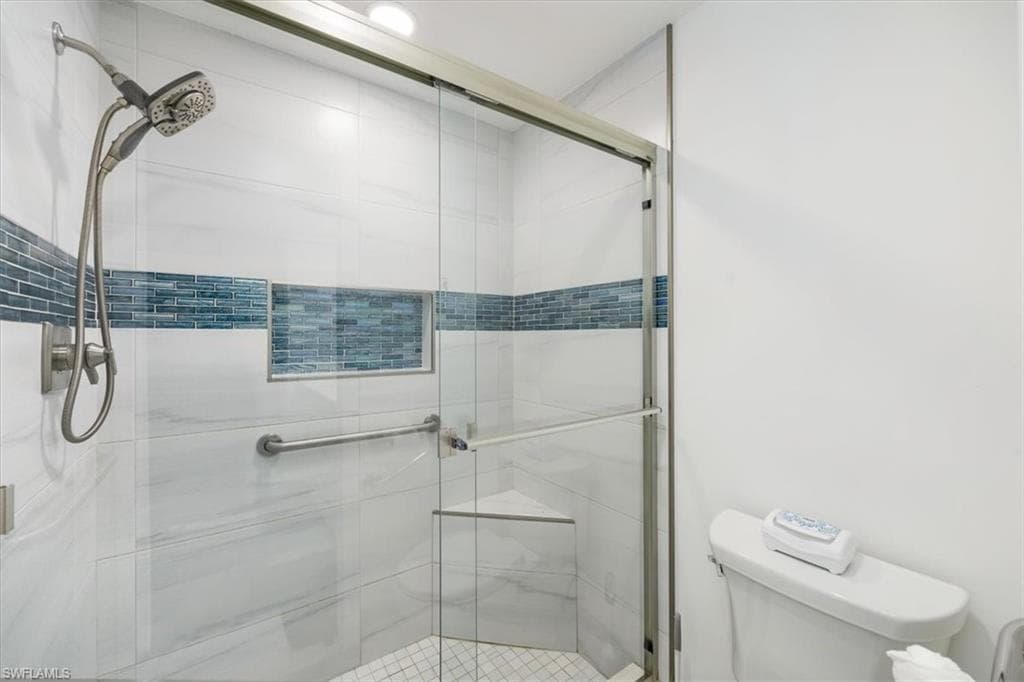 12629 Glen Hollow Dr, Bonita Springs, FL 34135-18