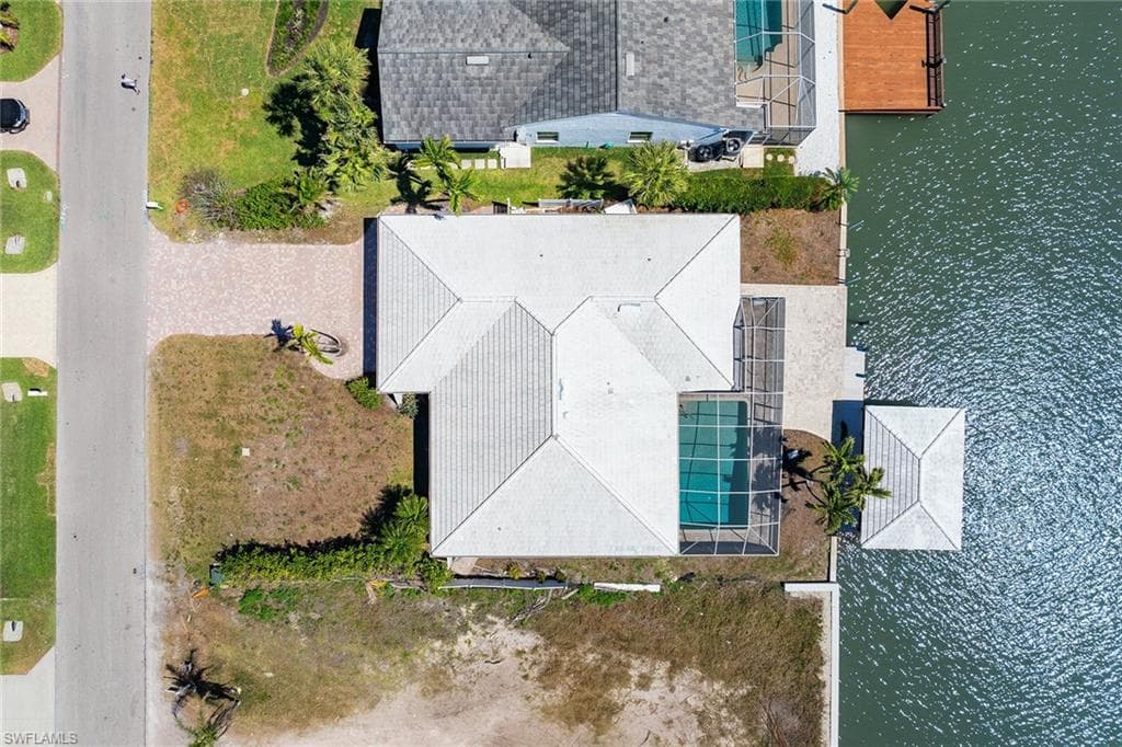 380 Conners Ave, Naples, FL 34108-4