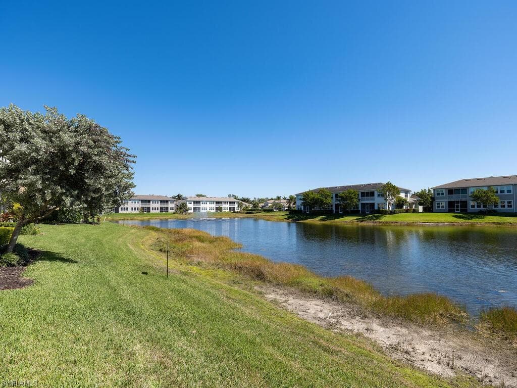 4601 Arboretum Cir 103, Naples, FL 34112-13