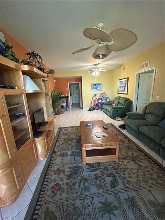 3545 Laurel Greens Ln N 103, Naples, FL 34119-7