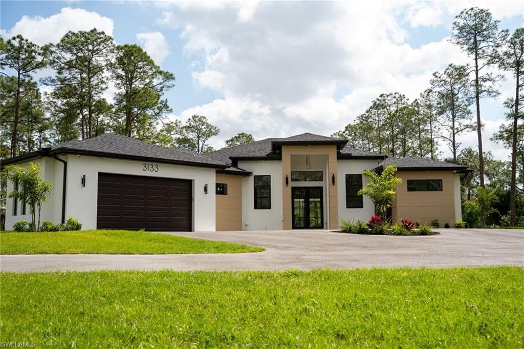 3133 12th Ave NE, Naples, FL 34120-15