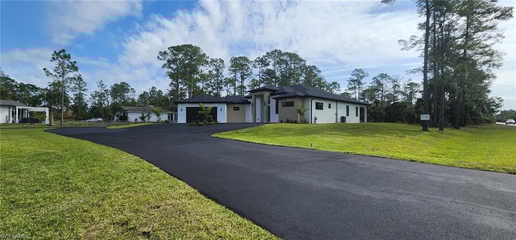 3133 12th Ave NE, Naples, FL 34120-50
