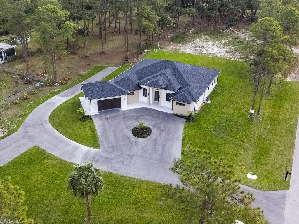 3133 12th Ave NE, Naples, FL 34120-6