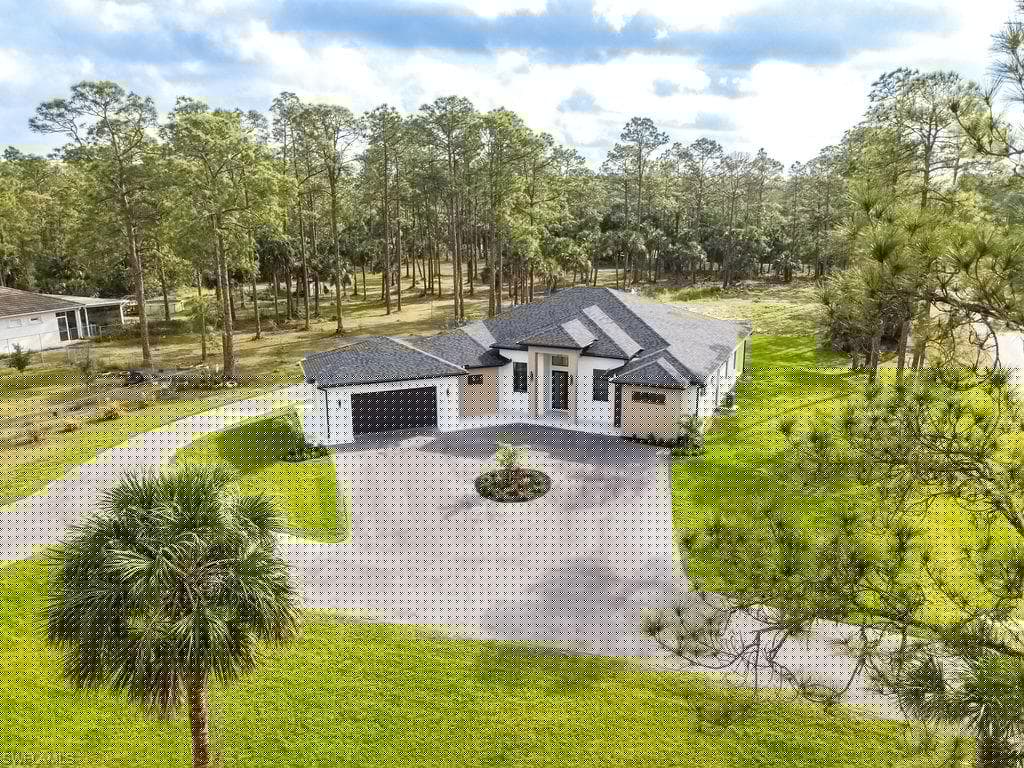 3133 12th Ave NE, Naples, FL 34120-7