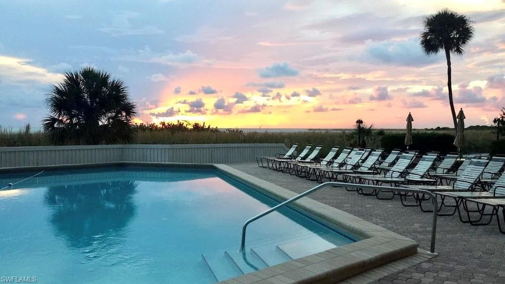 180 Seaview Ct 314, Marco Island, FL 34145-11