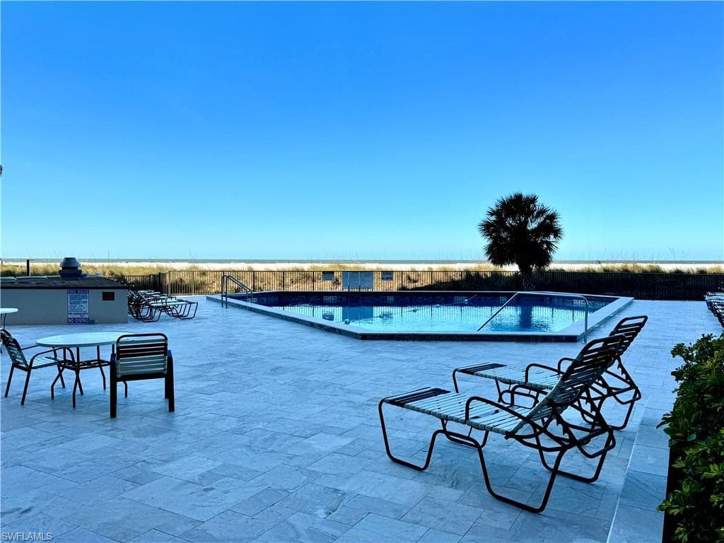 180 Seaview Ct 314, Marco Island, FL 34145-13