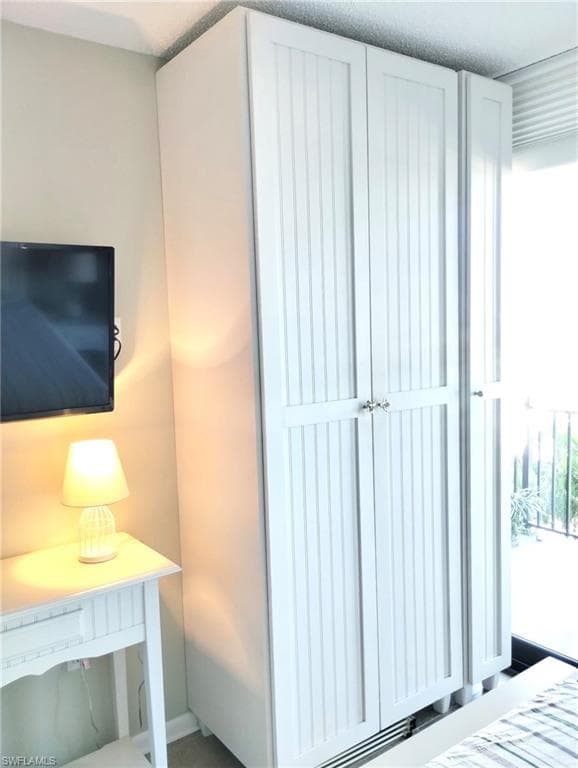 180 Seaview Ct 314, Marco Island, FL 34145-21