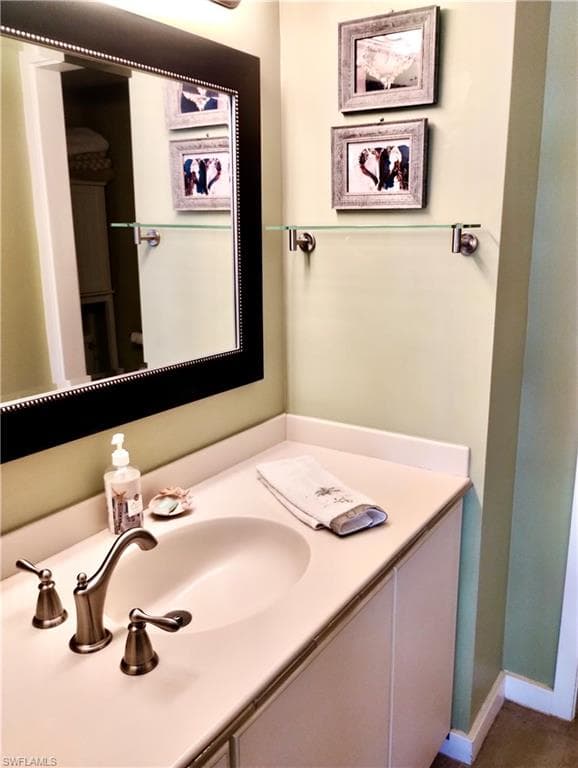 180 Seaview Ct 314, Marco Island, FL 34145-23