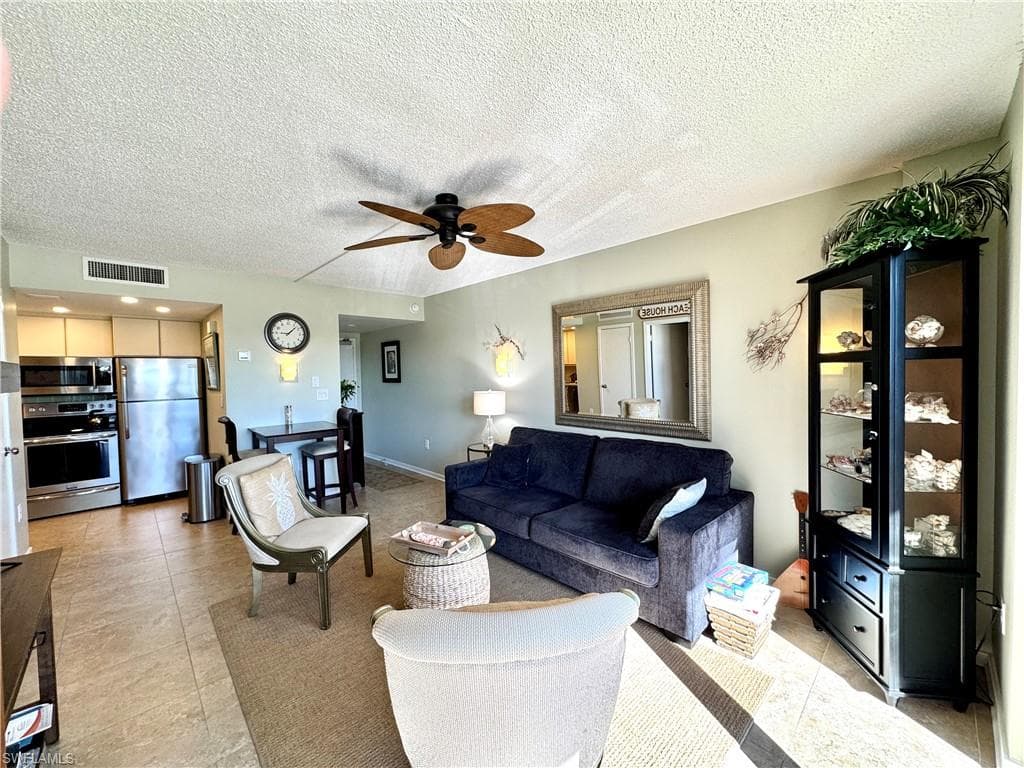 180 Seaview Ct 314, Marco Island, FL 34145-6
