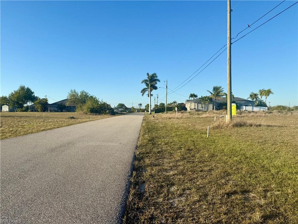 1821 7th Ave, Cape Coral, FL 33993-10