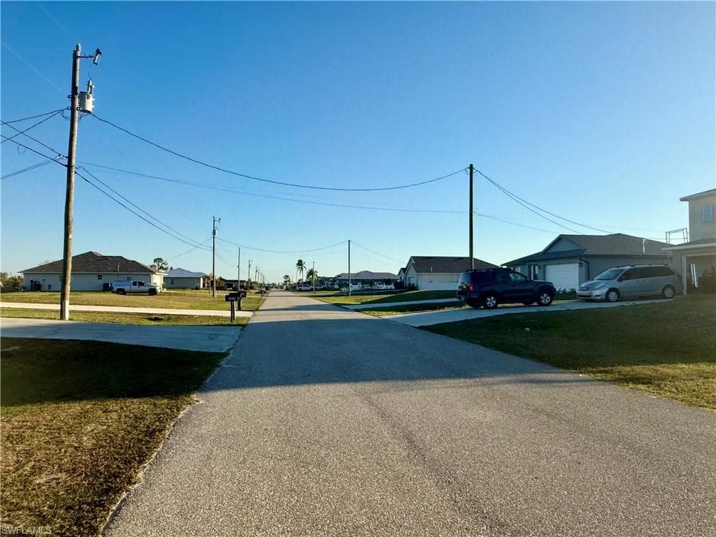 1821 7th Ave, Cape Coral, FL 33993-11