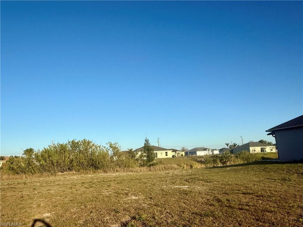 1821 7th Ave, Cape Coral, FL 33993-12