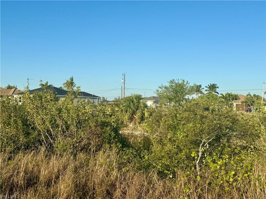 1821 7th Ave, Cape Coral, FL 33993-15