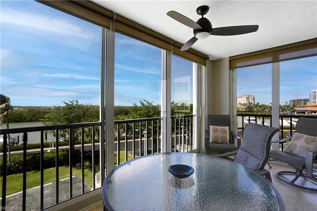 13105 Vanderbilt Dr 405, Naples, FL 34110-14