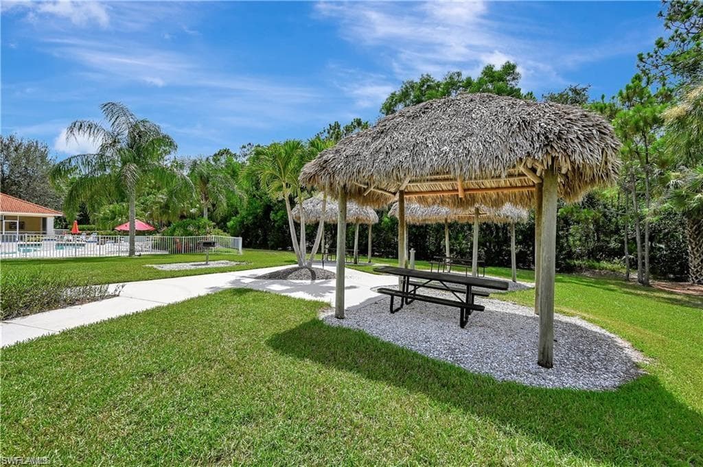 9175 Celeste Dr 308, Naples, FL 34113-29