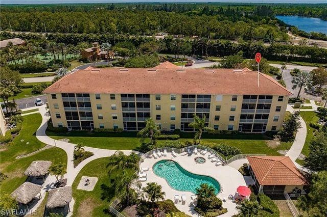 9175 Celeste Dr 308, Naples, FL 34113-38
