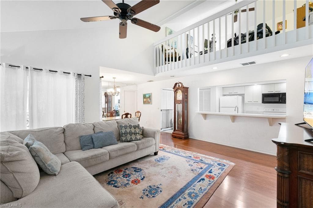 3368 Timberwood Cir, Naples, FL 34105-3