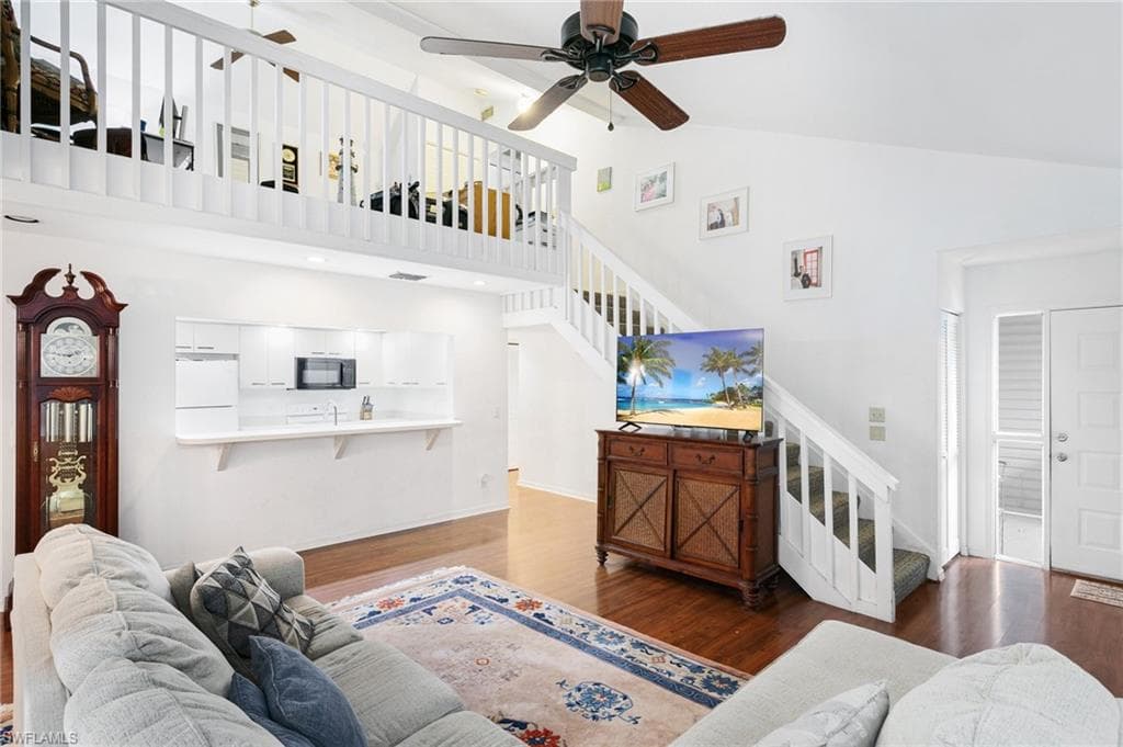3368 Timberwood Cir, Naples, FL 34105-6