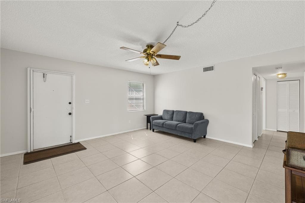 1400 Pompei Ln 1, Naples, FL 34103-10