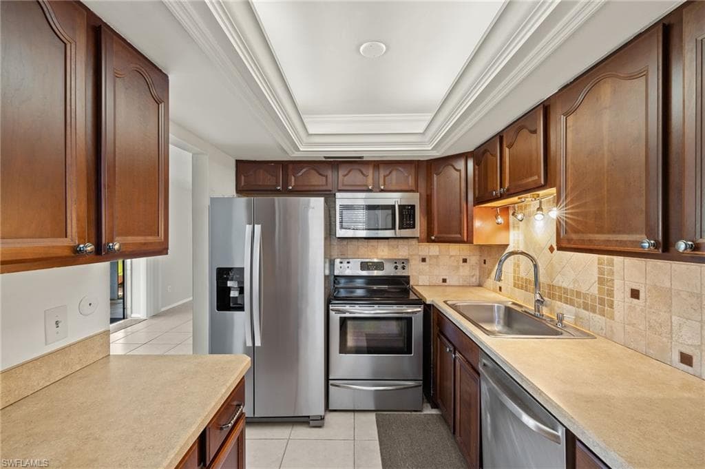 1400 Pompei Ln 1, Naples, FL 34103-1