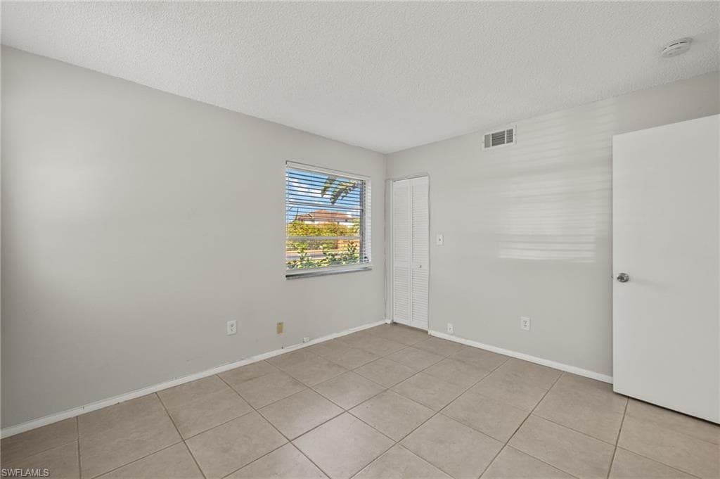 1400 Pompei Ln 1, Naples, FL 34103-23
