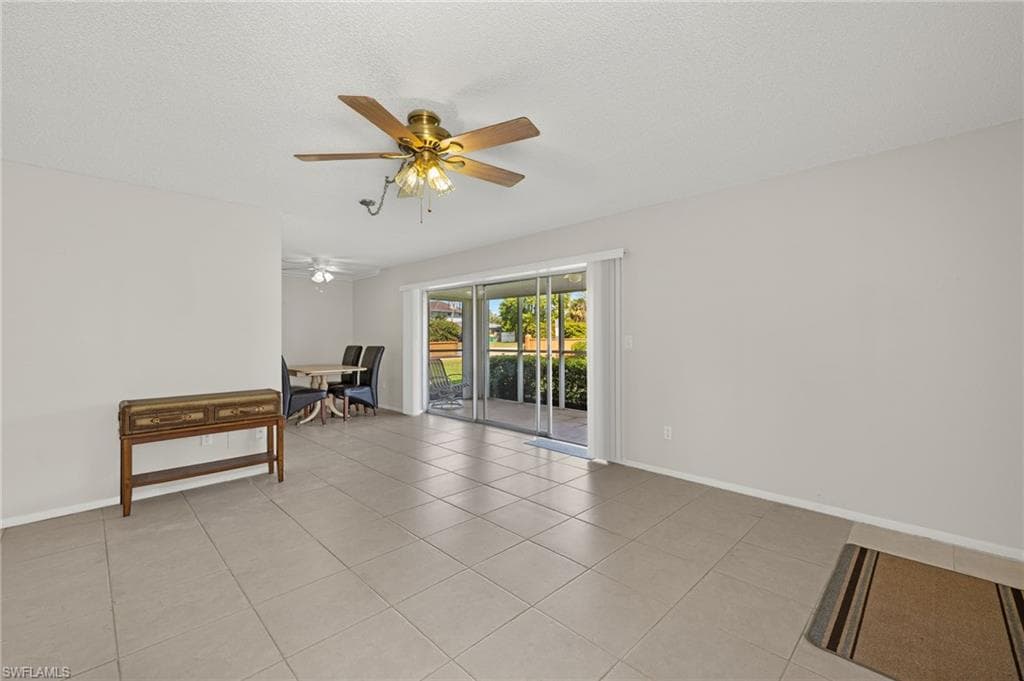 1400 Pompei Ln 1, Naples, FL 34103-5