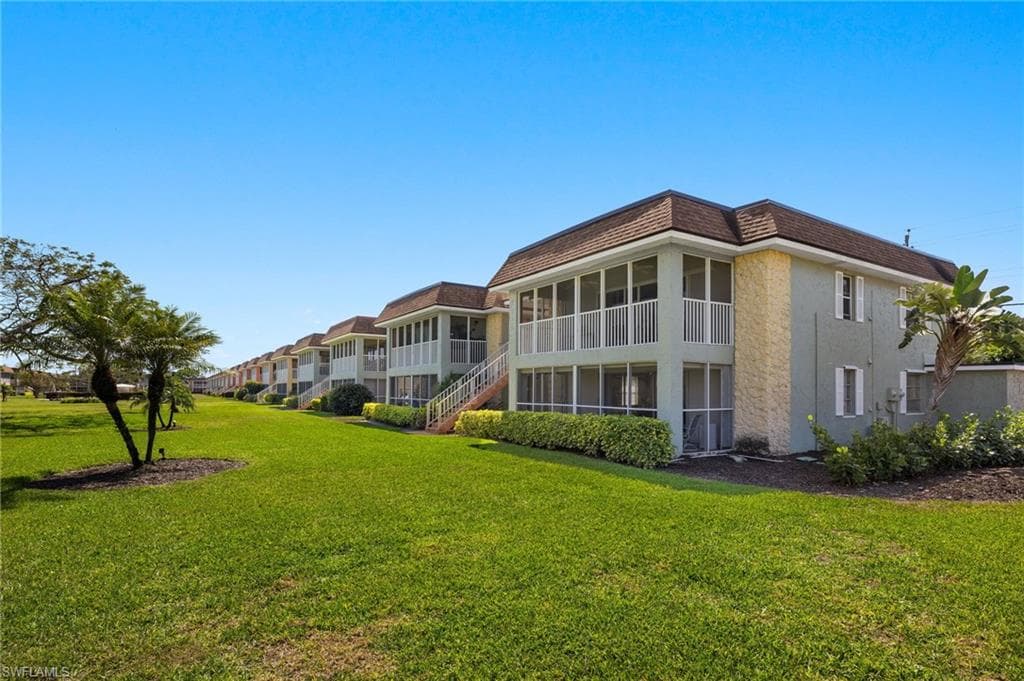 1400 Pompei Ln 1, Naples, FL 34103-8