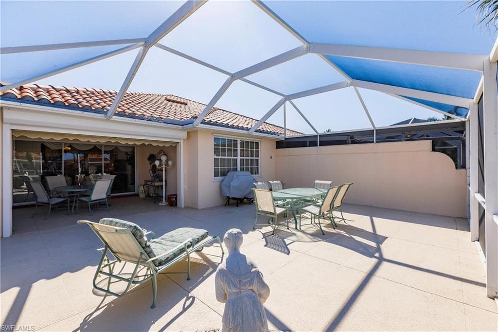 4079 Los Altos Ct, Naples, FL 34109-37