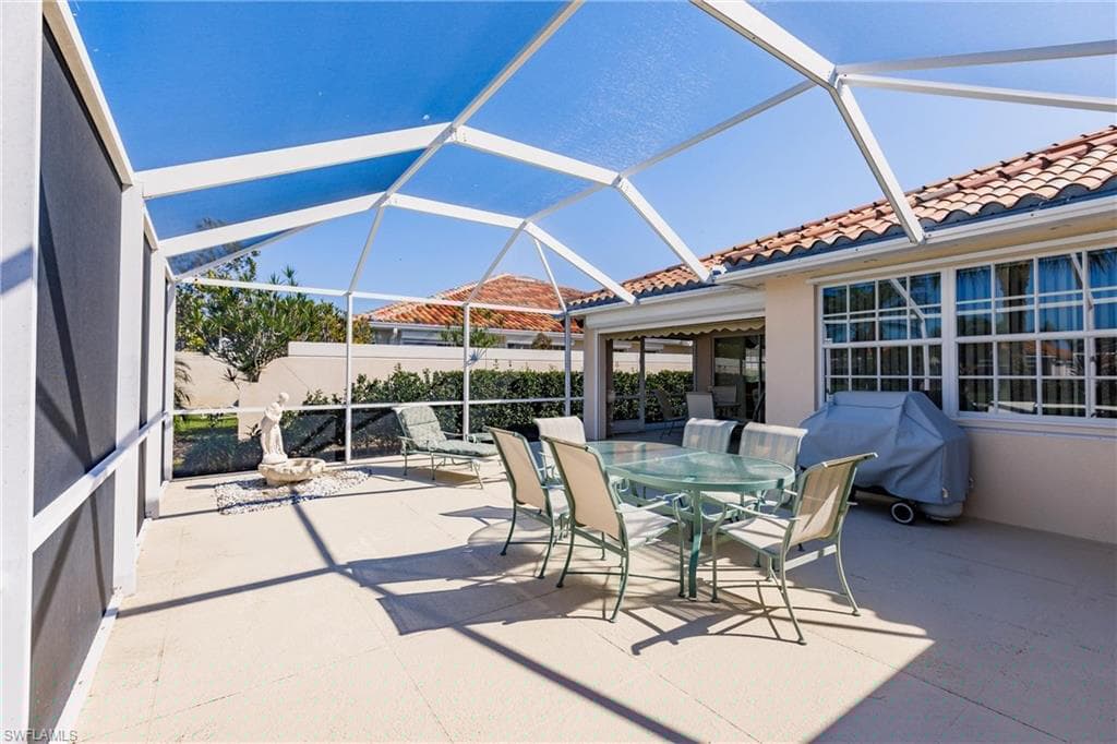 4079 Los Altos Ct, Naples, FL 34109-38