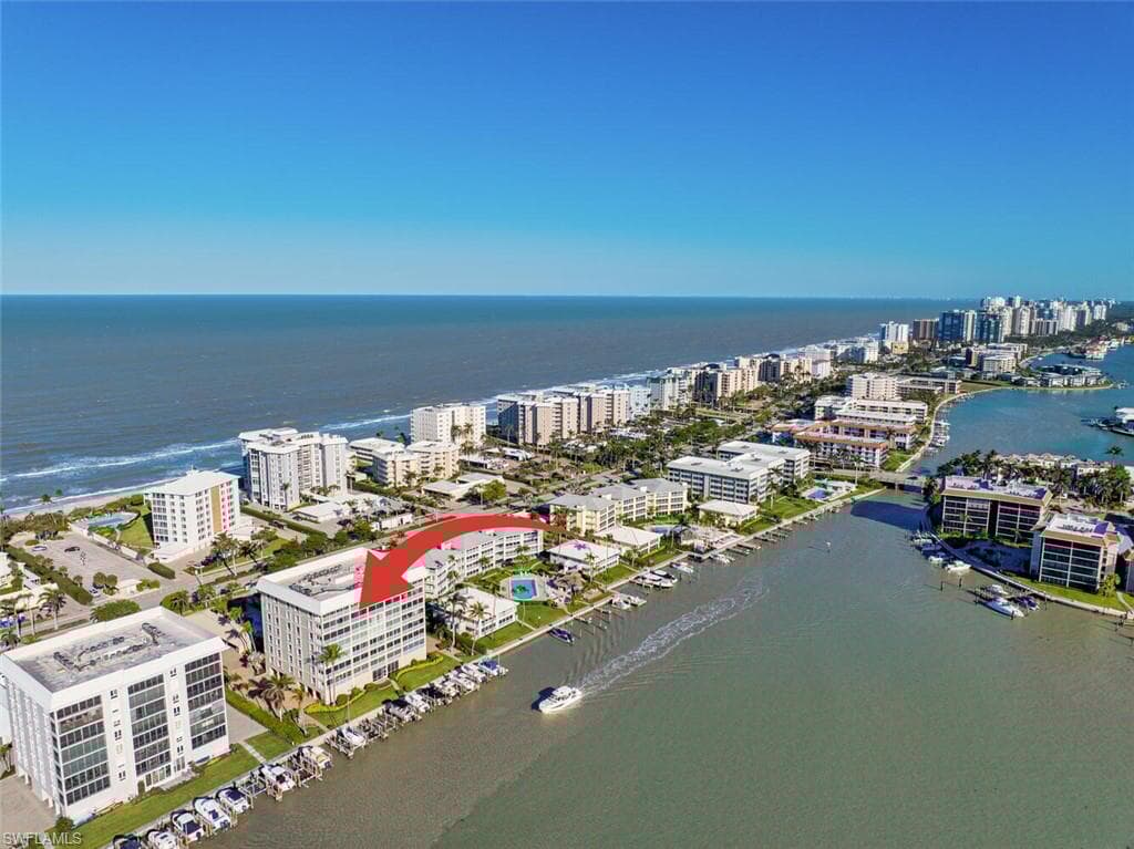 2750 Gulf Shore Blvd N 702, Naples, FL 34103-16