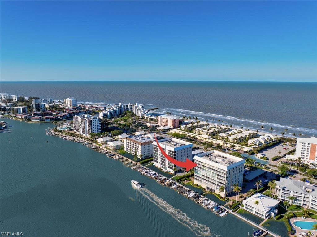 2750 Gulf Shore Blvd N 702, Naples, FL 34103-17