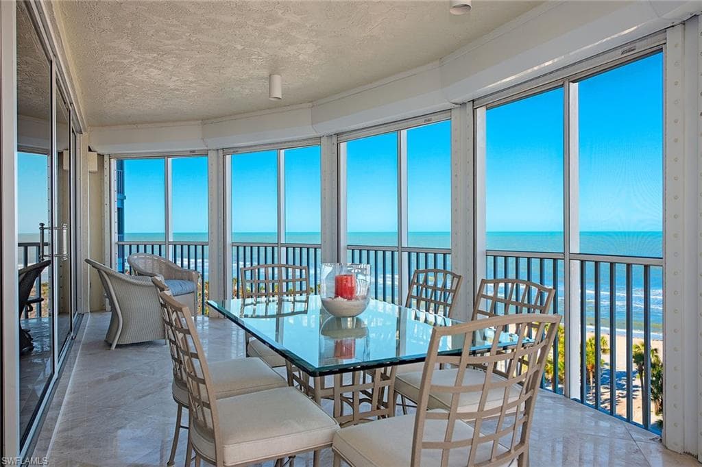8111 Bay Colony Dr 604, Naples, FL 34108-5