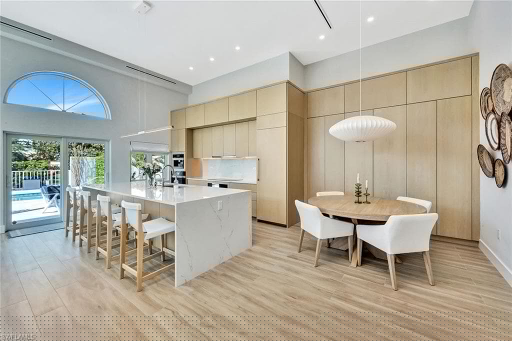 7063 Villa Lantana Way 3, Naples, FL 34108-10