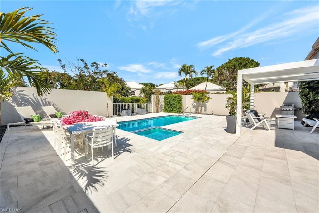 7063 Villa Lantana Way 3, Naples, FL 34108-40