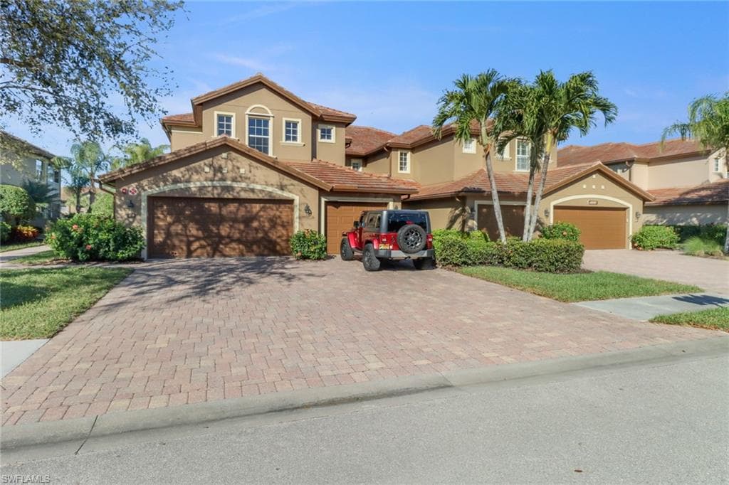 6666 Alden Woods Cir 101, Naples, FL 34113-13