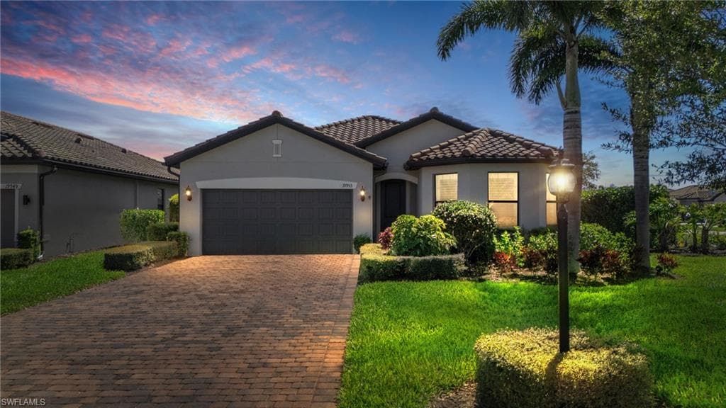19953 Beverly Park Rd, Estero, FL 33928-1