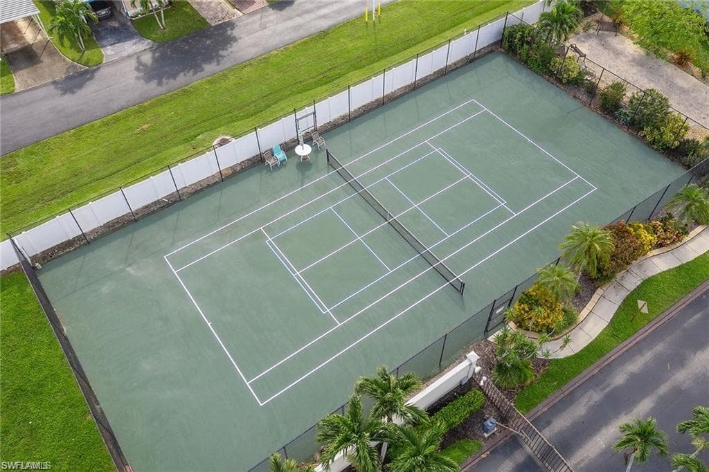 195 Oceans Blvd 195, Naples, FL 34104-18