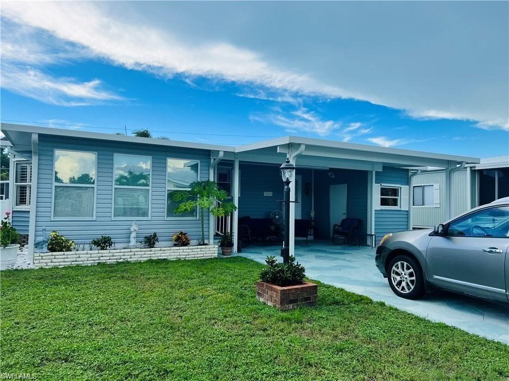 195 Oceans Blvd 195, Naples, FL 34104-20