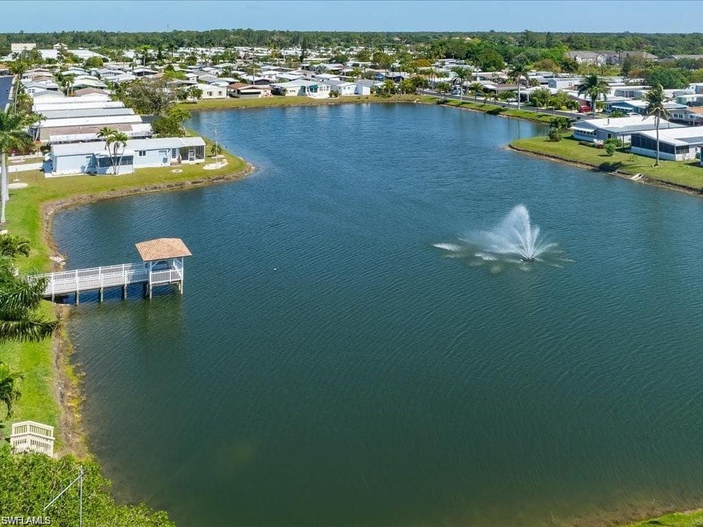 195 Oceans Blvd 195, Naples, FL 34104-4