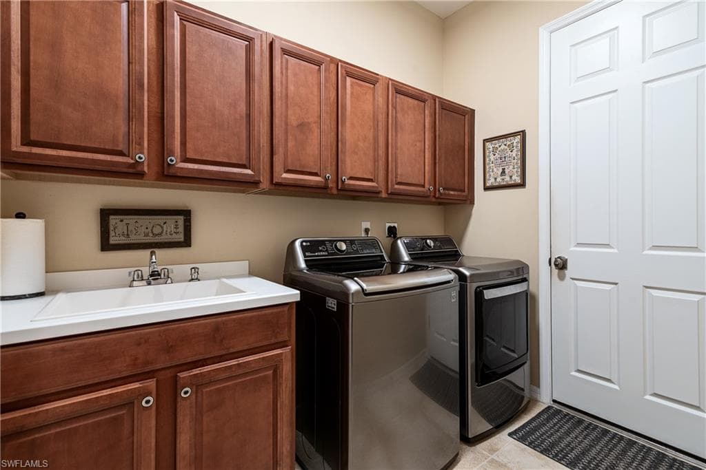 6849 Il Regalo Cir, Naples, FL 34109-17