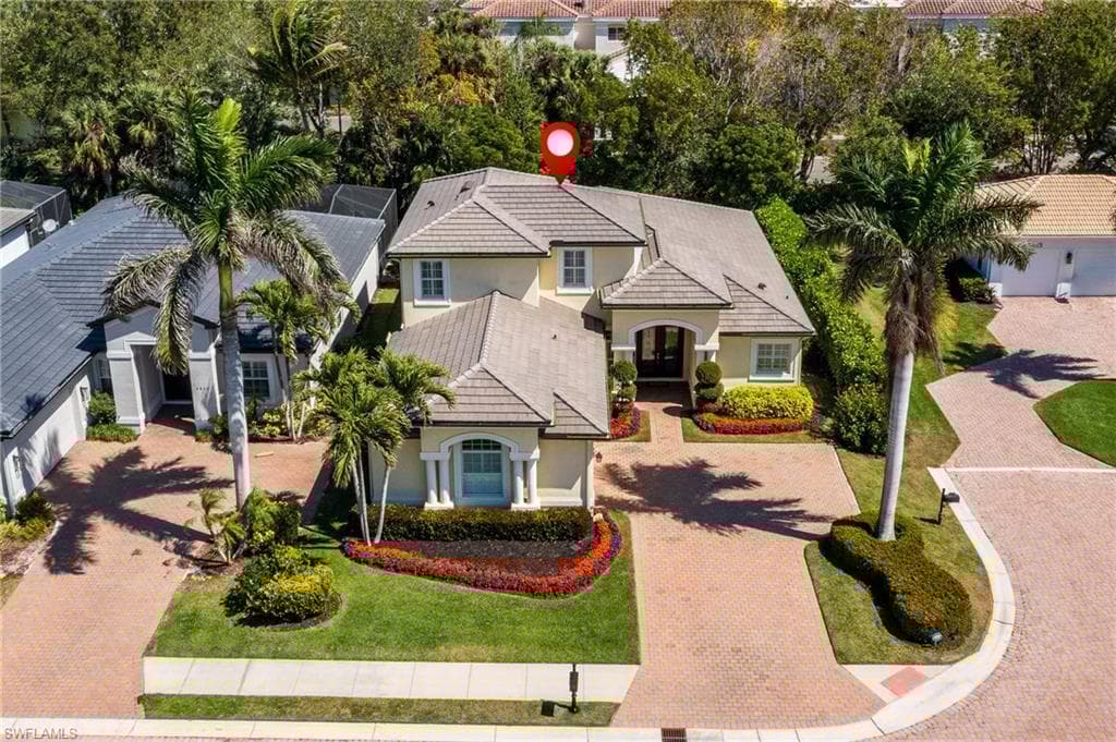 6849 Il Regalo Cir, Naples, FL 34109-30