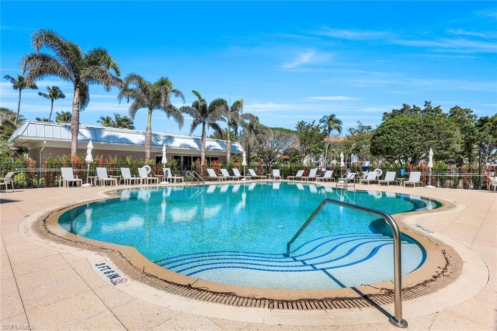 2901 Gulf Shore Blvd N 601s, Naples, FL 34103-15