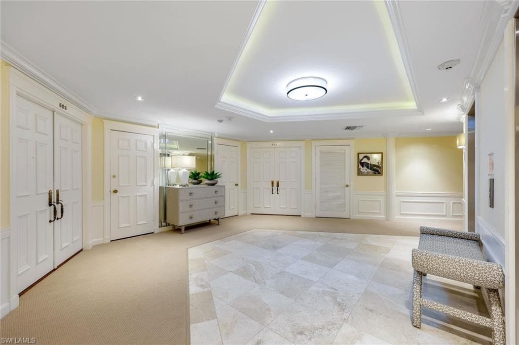 2901 Gulf Shore Blvd N 601s, Naples, FL 34103-3