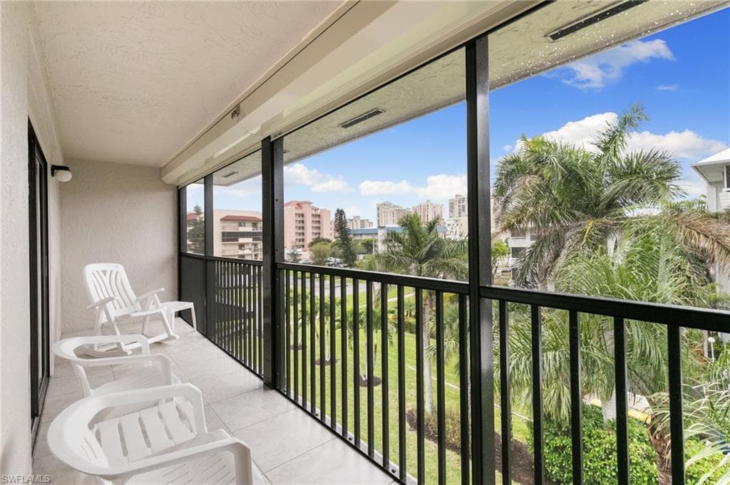 1051 Swallow Ave 301, Marco Island, FL 34145-30