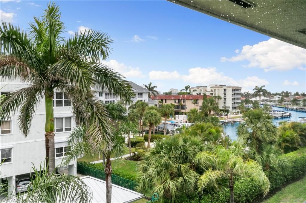 1051 Swallow Ave 301, Marco Island, FL 34145-32