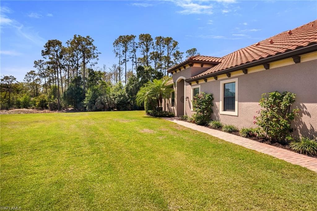 9149 Isla Bella Cir, Bonita Springs, FL 34135-16